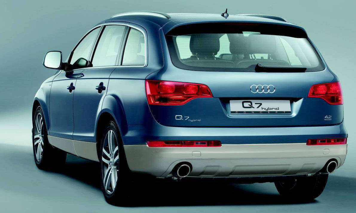 AUDI_Q7_HYBRID_CONCEPT_OUT_02
