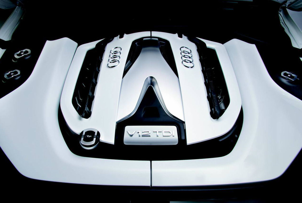 AUDI_Q7_V12_TDI_ENGINES_04