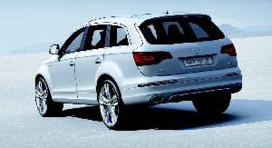 AUDI_Q7_V12_TDI_OUT_23