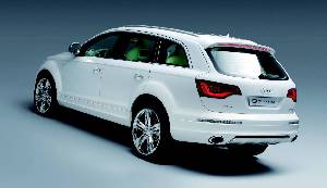 AUDI_Q7_V12_TDI_OUT_25